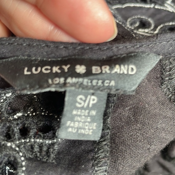 Lucky Brand Cut Out Peasant Top Size Small - Picture 5 of 6